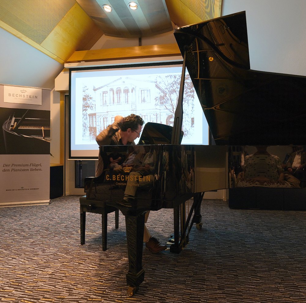 "Fulminante Autorenlesung mit Georg Reichlmayr und Florian Malecki"
